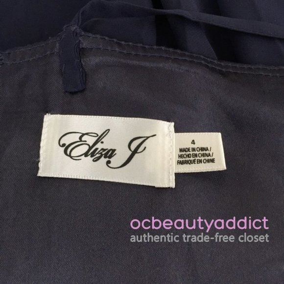 Eliza J Navy V-Neck Pleated Chiffon Gown Sz 4 - Picture 7 of 8